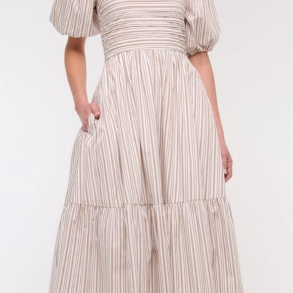 Abercrombie & Fitch Dresses & Skirts - Abercrombie & Fitch Emerson Puff Sleeve Midi Dress